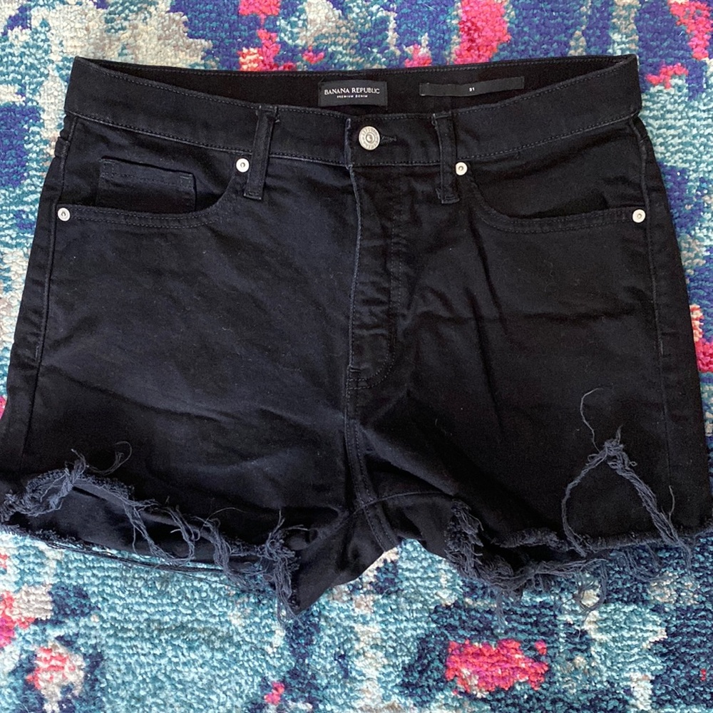 Banana republic black denim shorts 31
